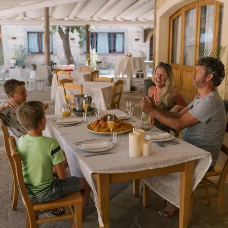 Vakantieboerderij Leano Agriresort *